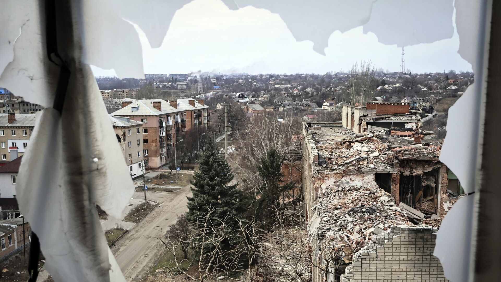 Вид города Артемовска 15 марта 2023 года. - Sputnik Ўзбекистон, 1920, 16.03.2023