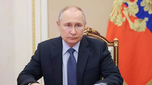  Prezident RF Vladimir Putin, arxivnoe foto - Sputnik O‘zbekiston