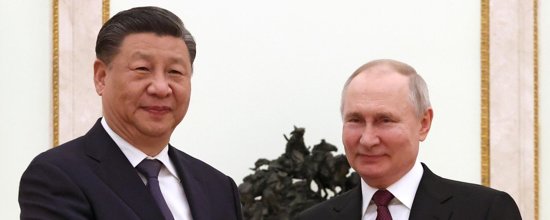 Встреча президента РФ В. Путина с председателем КНР Си Цзиньпином - Sputnik Ўзбекистон, 1920, 30.08.2025