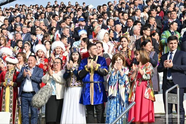 Празднование Навруза в парке Янги Узбекистон. - Sputnik Узбекистан