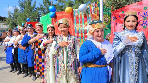 Празднование Навруза в Наманганской области - Sputnik Узбекистан
