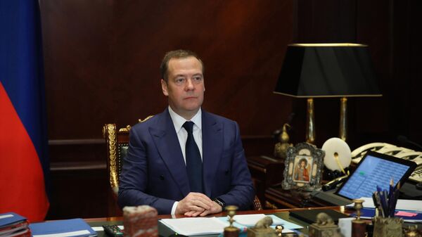 Dmitriy Medvedev, arxivnoye foto - Sputnik Oʻzbekiston