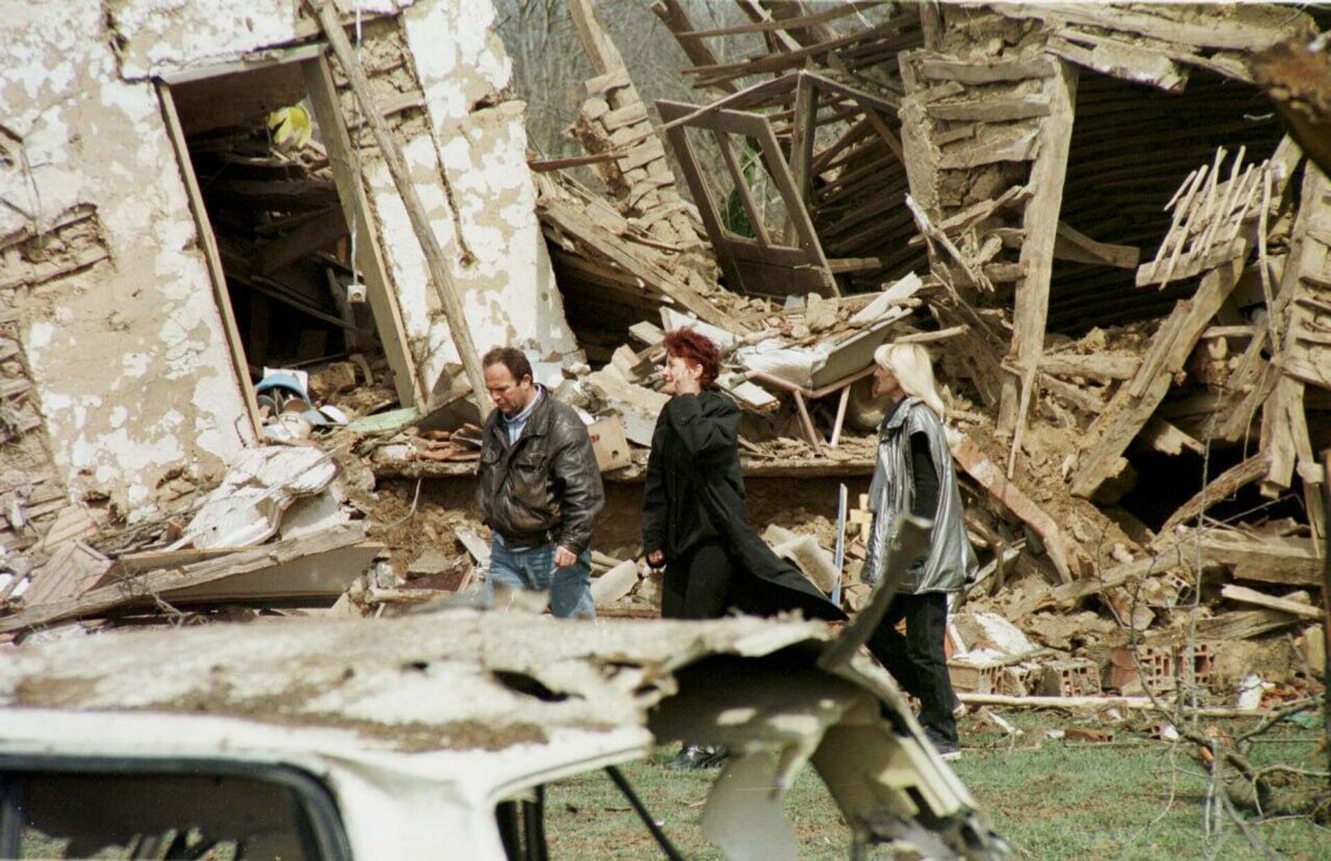 Posledstviya bombardirovki Yugoslavii, 1999 god, 24-marta. - Sputnik O‘zbekiston, 1920, 24.03.2023