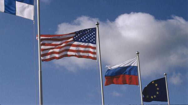 Флаг Финляндии, США, России и ЕС - Sputnik Ўзбекистон