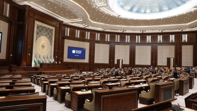 Mening orqa porno bir mol bilan Litr porno sperma tomosha qiling