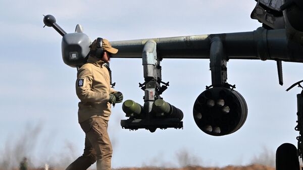 Работа армейской авиации в зоне проведения СВО - Sputnik Узбекистан