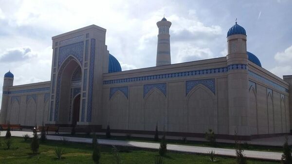 Самые крупные мечети Узбекистана Охун бобо (Хорезм) - Sputnik Узбекистан