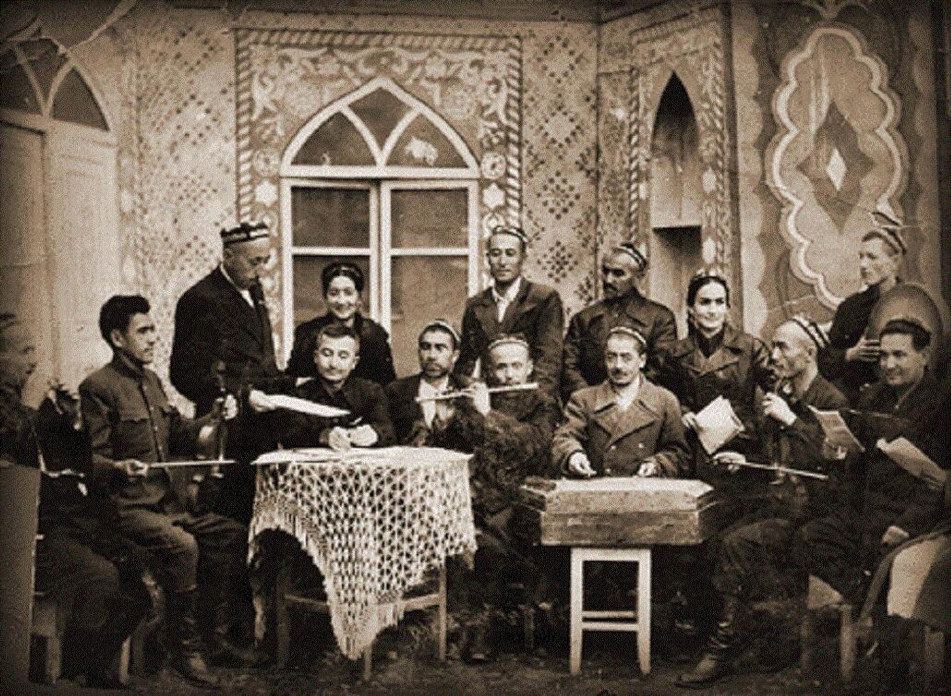 Музей Юнуса Раджаби, архивные фото - Sputnik Ўзбекистон, 1920, 20.04.2023