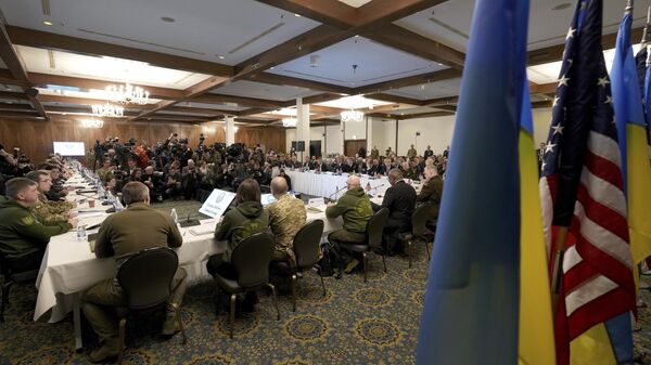 Заседание Контактной группы по обороне Украины на авиабазе Рамштайн, Германия. Архивное фото - Sputnik Ўзбекистон