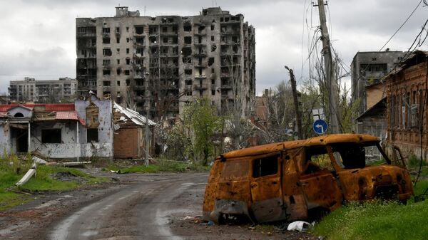 Разрушенные дома в Артёмовске. - Sputnik Ўзбекистон