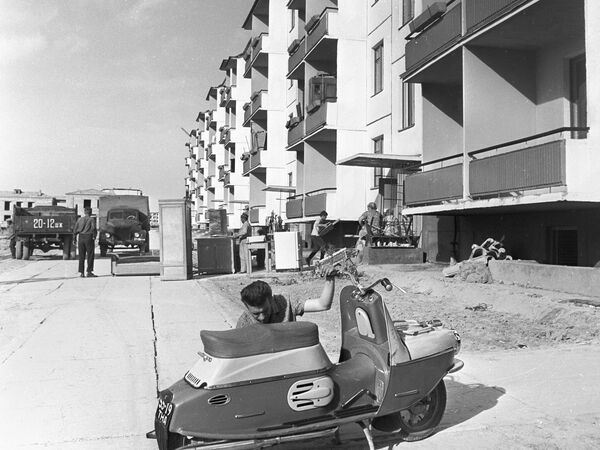 Новоселов встречают отстроенные микрорайоны. - Sputnik Узбекистан