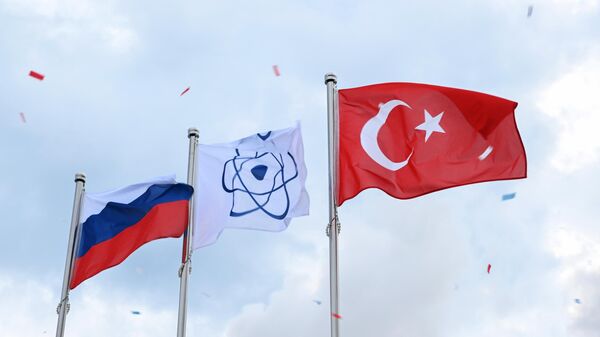 Церемония по случаю доставки ядерного топлива на АЭС Аккую - Sputnik Ўзбекистон