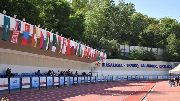 Легкоатлеты Узбекистана завоевали первые медали ЧА - Sputnik Ўзбекистон