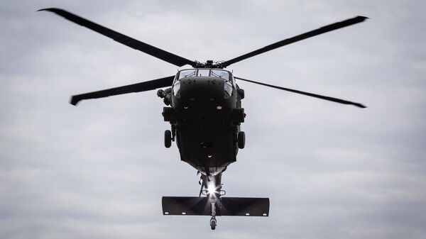 Американский вертолет UH-60M Black Hawk - Sputnik Ўзбекистон