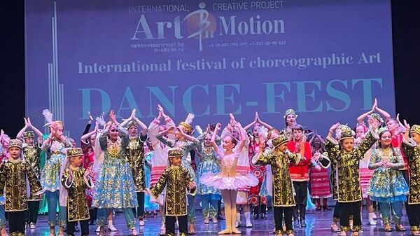 В Дубае детский танцевальный коллектив из Узбекистана завоевал гран-при международного фестиваля - Sputnik Узбекистан