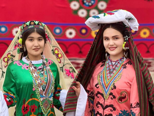 Фестиваль бахши в Гулистане - Sputnik Узбекистан