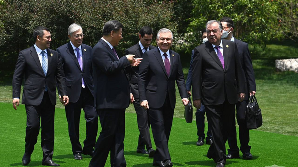 Prezident Uzbekistana vidvinul vajnie initsiativi po dalneyshemu uglubleniyu regionalnogo sotrudnichestva - Sputnik O‘zbekiston