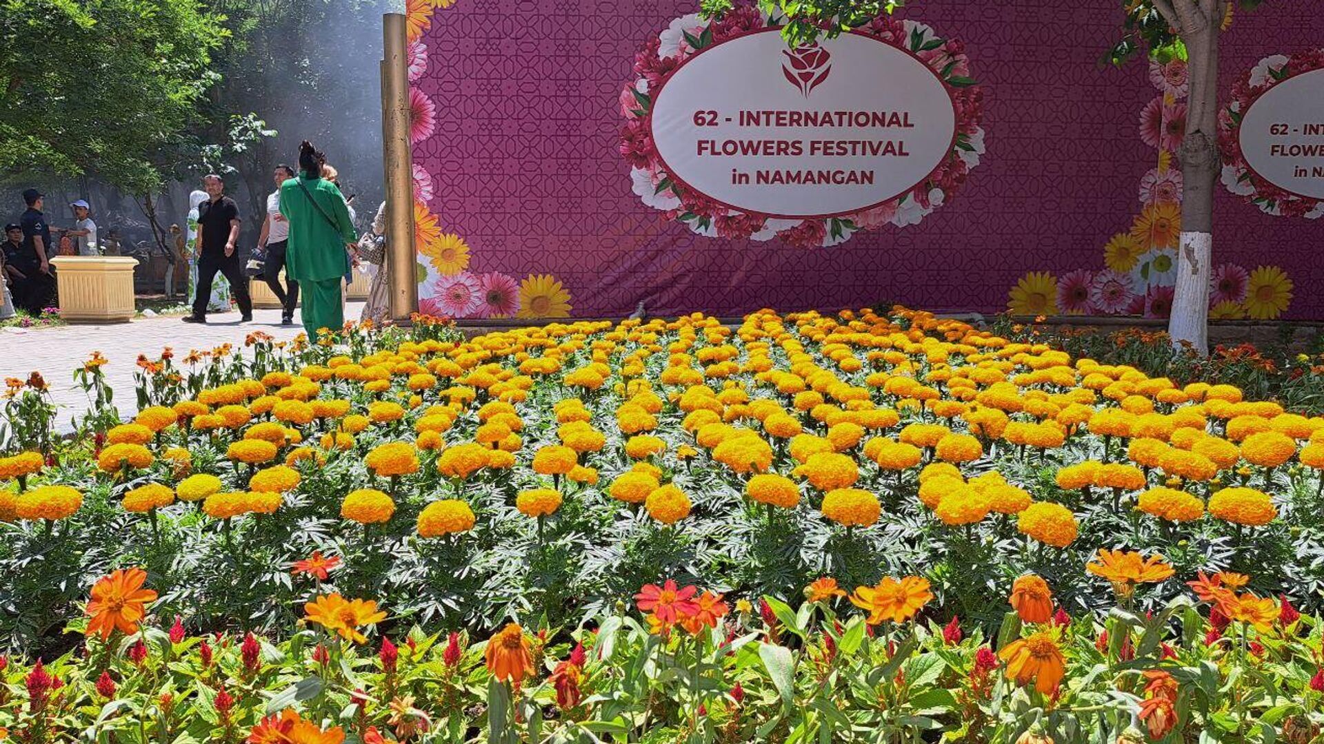 Международный фестиваль цветов в Намангане - Sputnik Ўзбекистон, 1920, 22.05.2023
