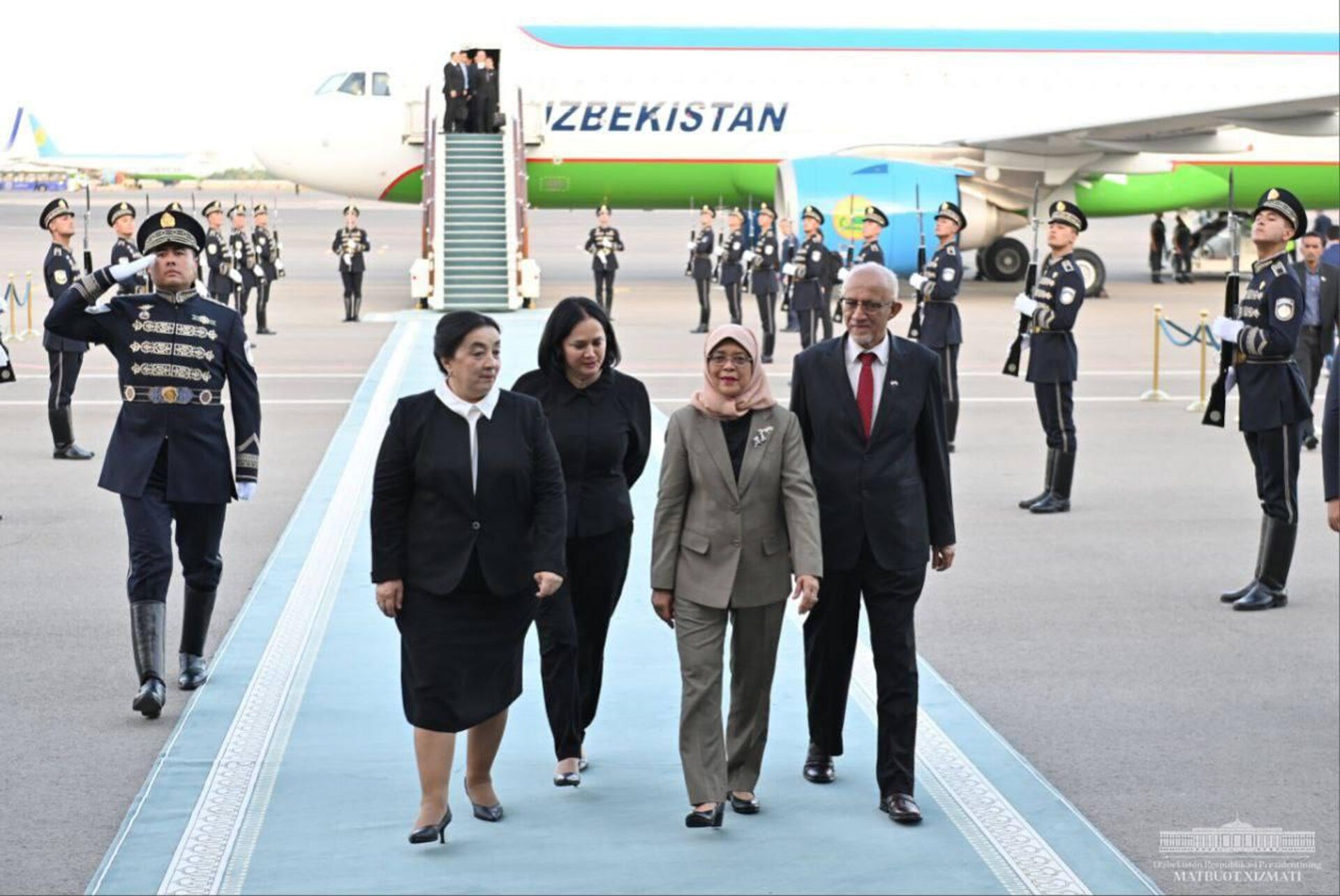 Prezident Singapura Xalima Yakub pribila v Uzbekistan s gosudarstvennim vizitom. - Sputnik O‘zbekiston, 1920, 23.05.2023