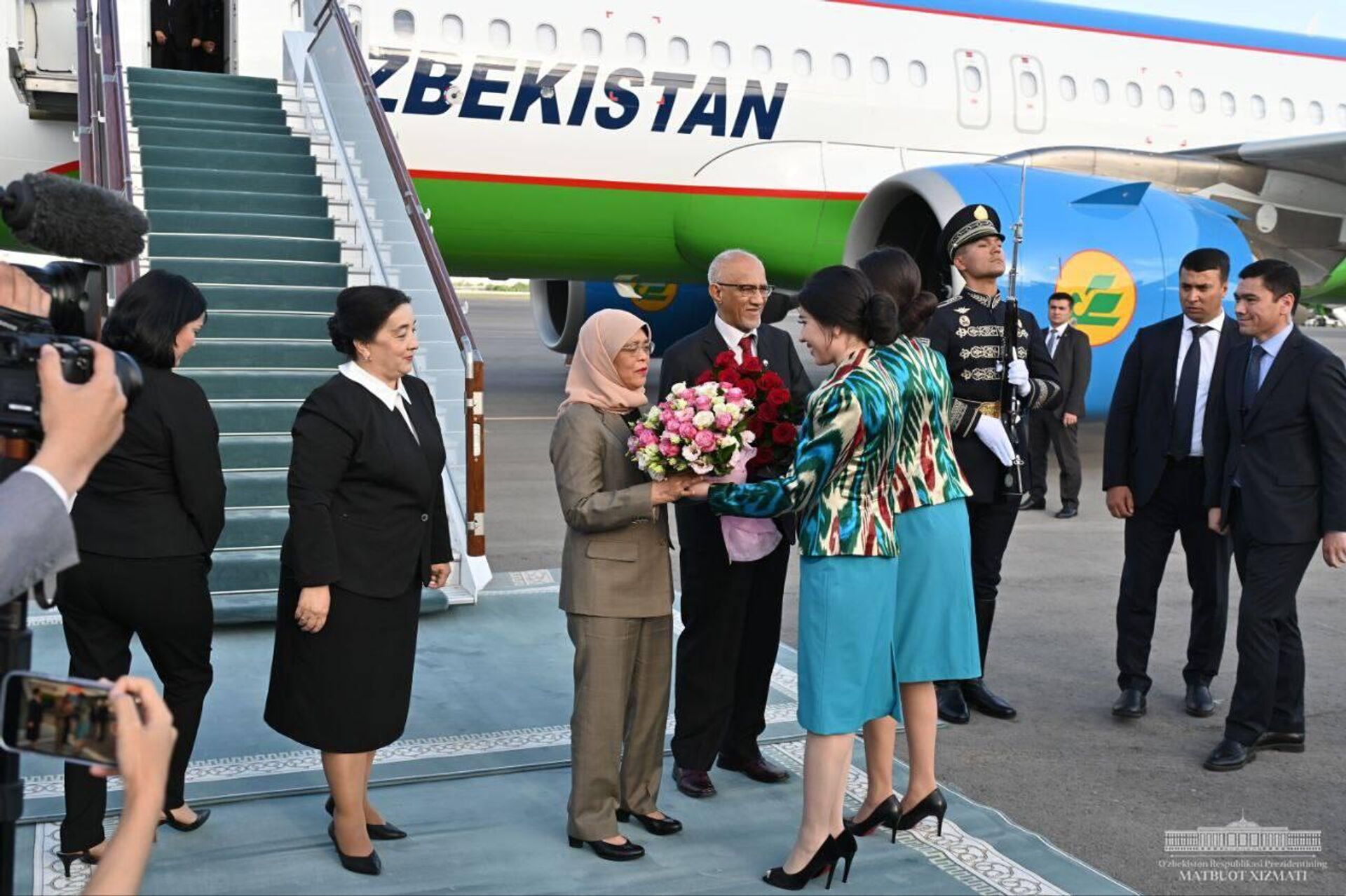 Президент Сингапура Халима Якуб прибыла в Узбекистан с государственным визитом. - Sputnik Ўзбекистон, 1920, 23.05.2023