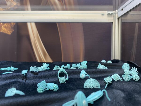 Украшения из пластика, изготовленные на 3D-принтере - Sputnik Узбекистан
