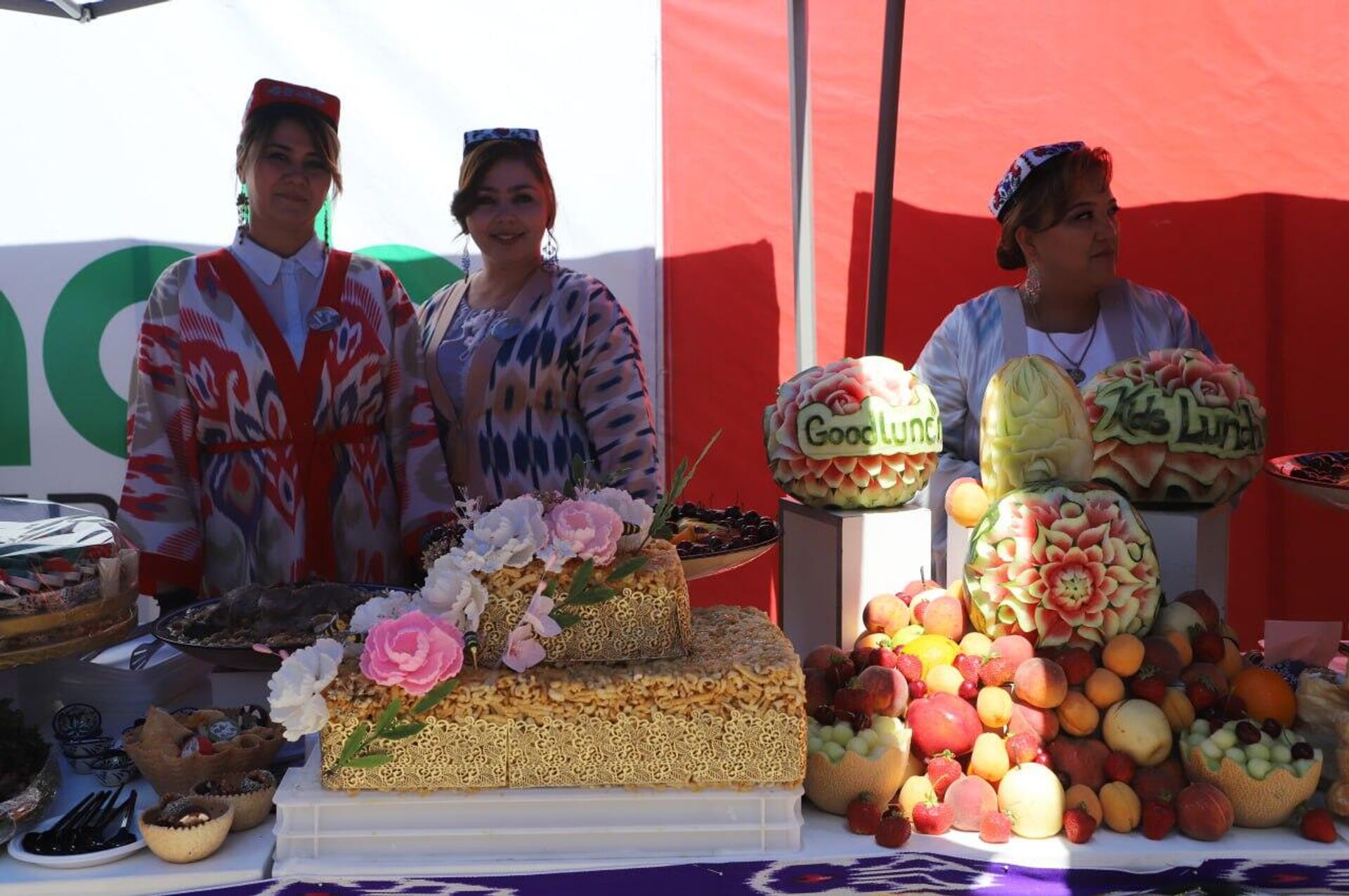 Фестиваль культурных традиций и национальных блюд среди диппредставительств - Sputnik Узбекистан, 1920, 27.05.2023