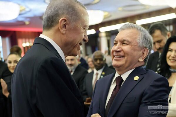 Rabochiy vizit Prezidenta Shavkata Mirziyoyeva v Ankaru zavershilsya - Sputnik O‘zbekiston