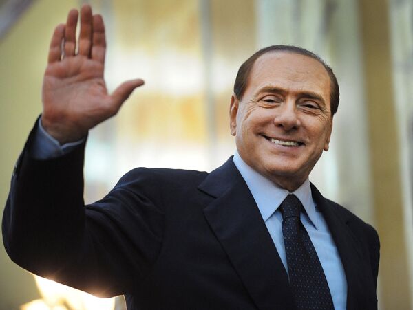 Премьер-министр Италии Сильвио Берлускони во время двухдневного официального визита в Румынию. - Sputnik Узбекистан