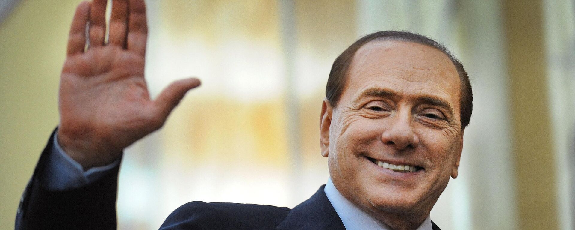 Премьер-министр Италии Сильвио Берлускони, 2011 год - Sputnik Узбекистан, 1920, 13.06.2023