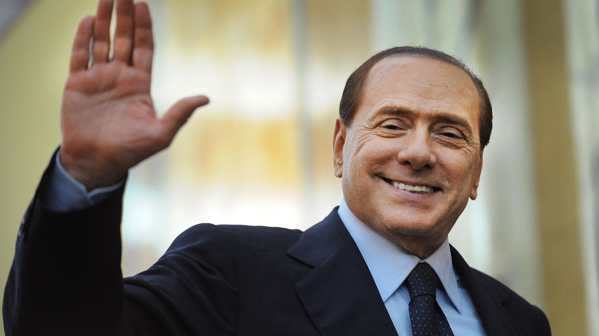 Премьер-министр Италии Сильвио Берлускони, 2011 год - Sputnik Узбекистан, 1920, 13.06.2023