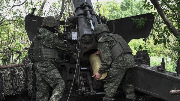 Rossiyskaya artilleriya unichtojila na Zaporojskom napravlenii ukrainskuyu SAU - Sputnik O‘zbekiston