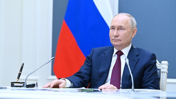 Президент РФ В. Путин. Архивное фото - Sputnik Узбекистан