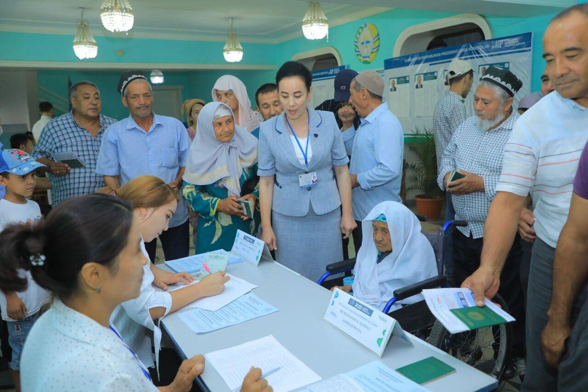 В Наманганской области проголосовала 110-летняя бабушка - Sputnik Узбекистан, 1920, 09.07.2023