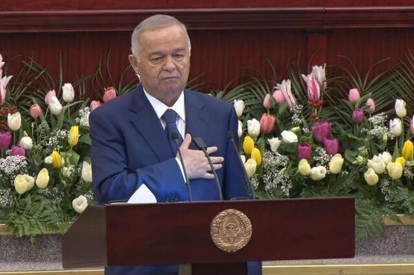 Церемония вступления в должность первого президента Узбекистана Ислама Каримова. - Sputnik Узбекистан
