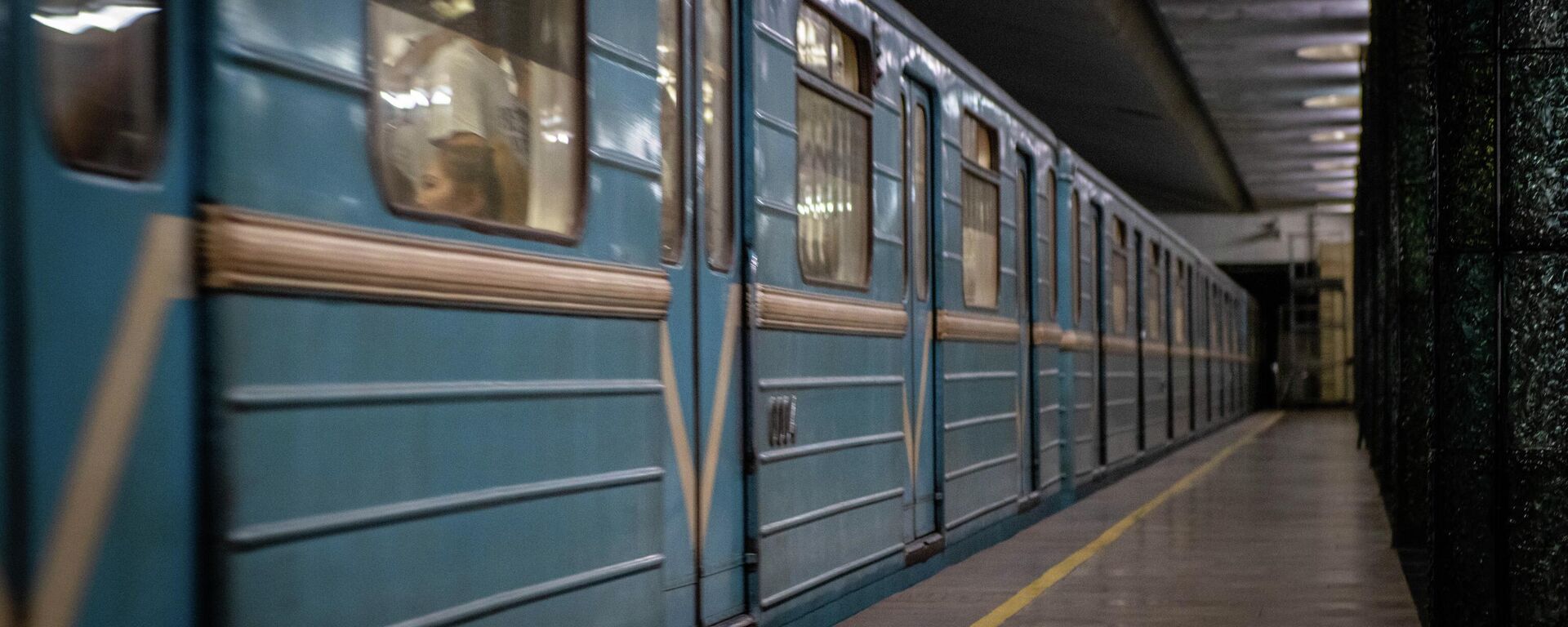 Станция метро Космонавтов (Космонавтлар). - Sputnik Ўзбекистон, 1920, 04.05.2026