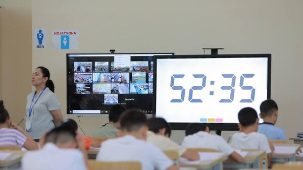 Вступительные экзамены в президентскую школу в Узбекистане - Sputnik Узбекистан