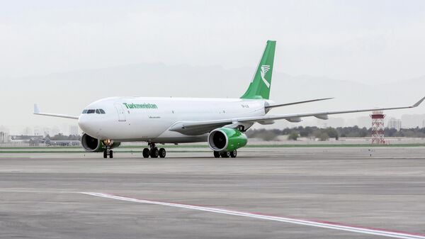 Pervoe vozdushnoe sudno kompanii Airbus dostavleno v Turkmenistan.  - Sputnik O‘zbekiston