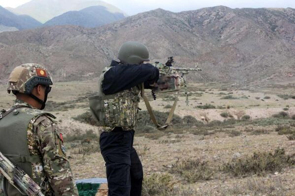 Спецназ и саперы Кыргызстана и Узбекистана завершили совместные учения в Балыкчи - Sputnik Ўзбекистон