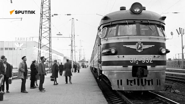 Удивительные факты о железных дорогах Узбекистана - Sputnik Узбекистан