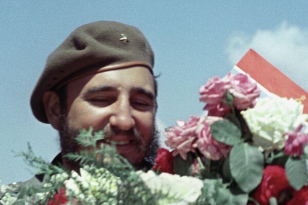 Фидель Кастро в Ташкенте  - Sputnik Узбекистан