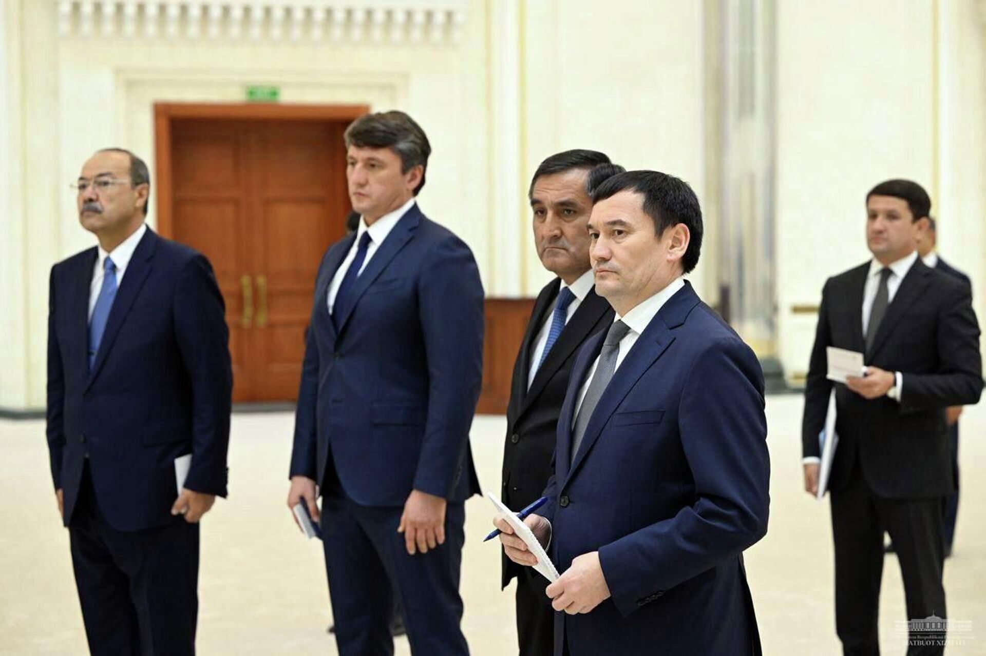 Президент Шавкат Мирзиёев ознакомился с презентацией проектов в области транспорта, энергетики и промышленности Президент Шавкат Мирзиёев ознакомился с презентацией проектов в области транспорта, энергетики и промышленности - Sputnik Ўзбекистон, 1920, 17.08.2023