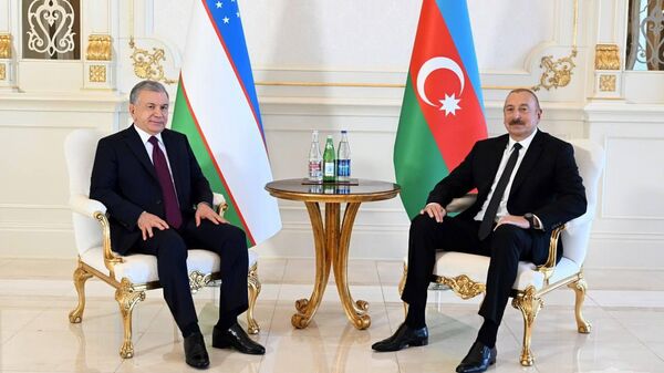 Mirziyoyev i Aliyev: vstrecha v uzkom krugu - Sputnik O‘zbekiston