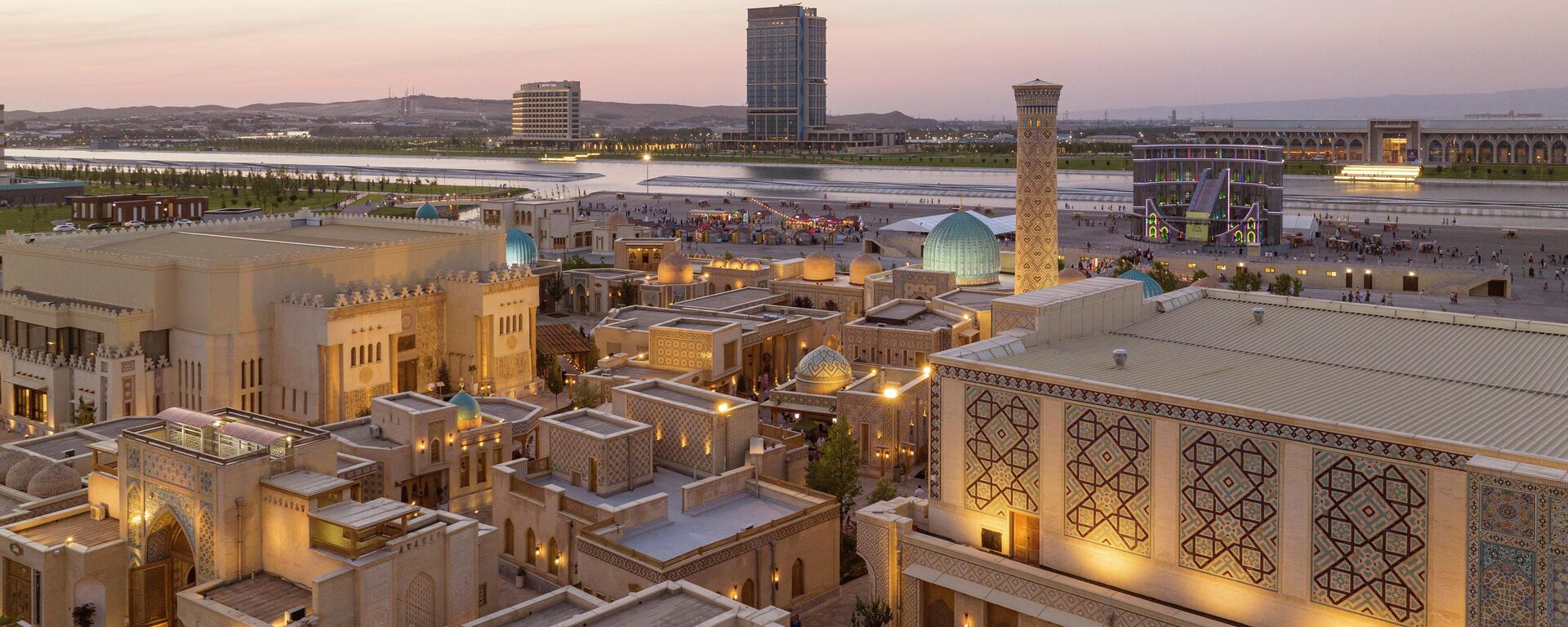 Turisticheskiy sentr v Samarkande prinyal za polgoda bolee 40 tisach gostey   - Sputnik O‘zbekiston, 1920, 19.04.2026