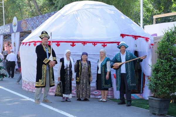 В Сырдарье прошли гастрономический фестиваль и ярмарка национальной кухни
 - Sputnik Ўзбекистон