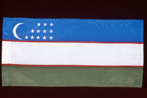 Государственный флаг Республики Узбекистан. - Sputnik Ўзбекистон