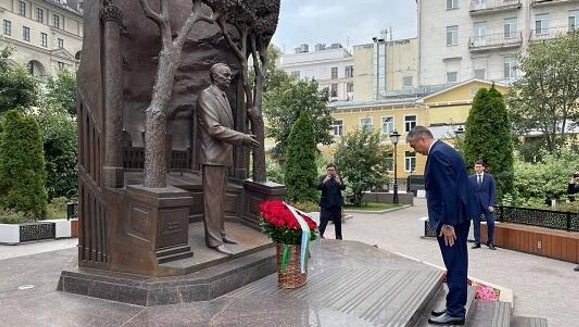 В Москве почтили память Ислама Каримова - Sputnik Узбекистан, 1920, 02.09.2023