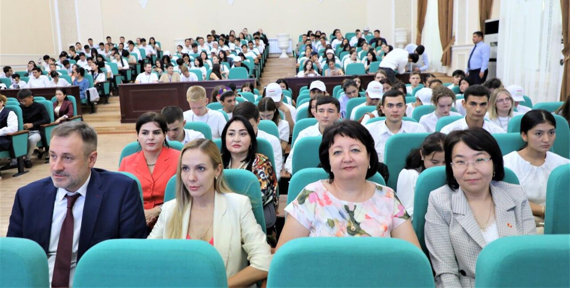 VI Азиатский студенческий форум Узбекистан – Азия 2023. - Sputnik Узбекистан, 1920, 05.09.2023