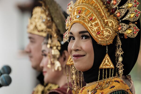 Национальный костюм Индонезии. - Sputnik Узбекистан