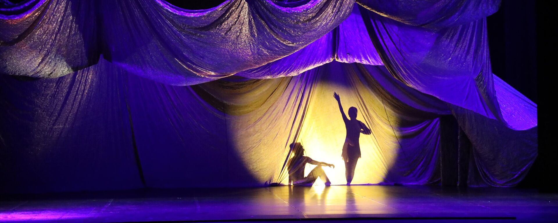 Балет Лазги на сцене Большого театра в Москве. - Sputnik Ўзбекистон, 1920, 13.10.2025