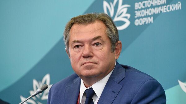 Sergey Glazyev vo vremya vistupleniya na VEF-2023 - Sputnik O‘zbekiston
